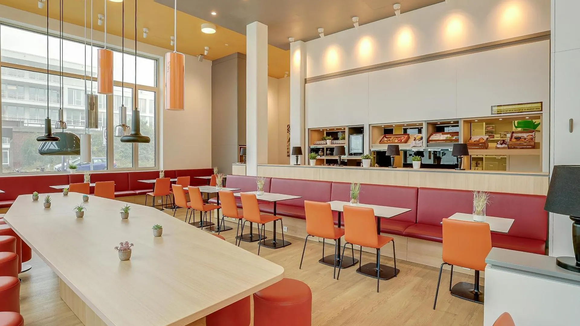B&B Hotel Bremen-Ueberseestadt 2*, Бремен Германия